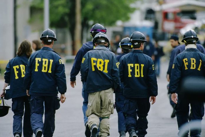 FBI capacitará en diferentes campos a la Policía Nacional para combatir a organizaciones terroristas.