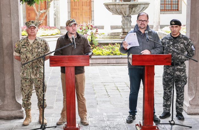 Roberto Carlos Álvarez Vera, presunto líder de los Comandos de la Frontera, fue capturado en Abu Dhabi con fines de extradición.