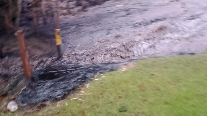 Un nuevo derrame de petróleo se registró el 3 de julio entre Cuyuja y Papallacta, en Napo. Foto: Tomada de Primicias.