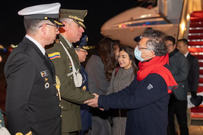 El presidente de Colombia, Gustavo Petro, llegó a Washington este lunes 2 de febrero de 2026 para una reunión con Donald Trump.